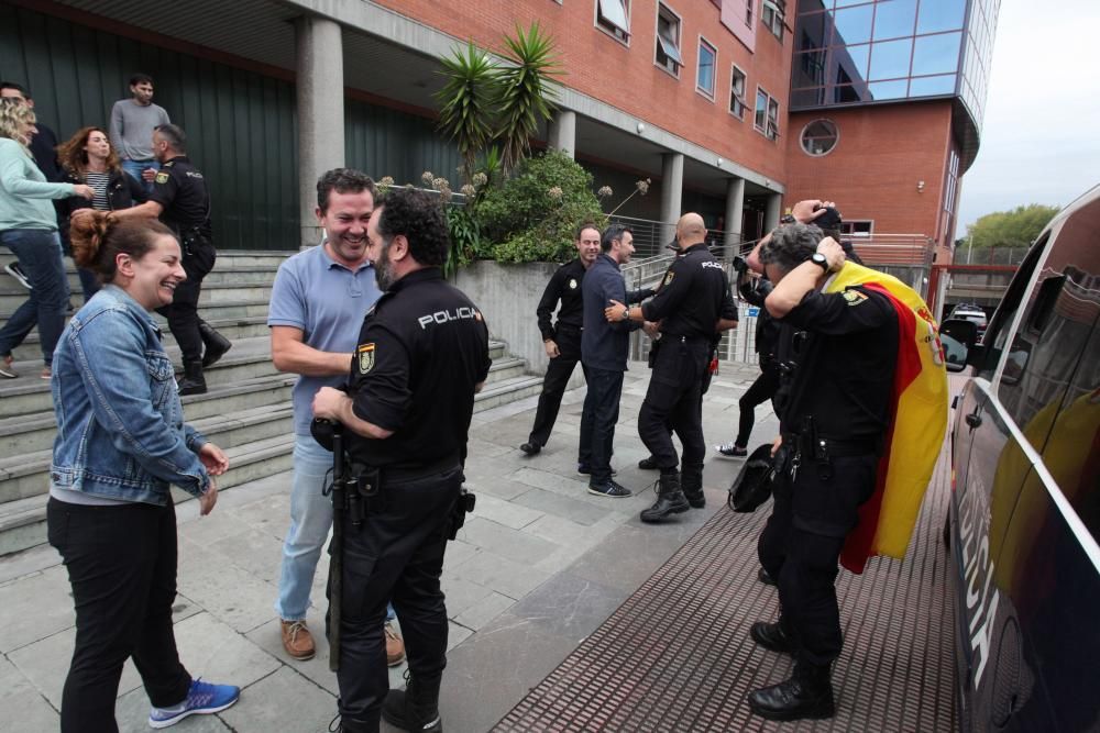 Los policías destinados en Cataluña llegan a Gijón