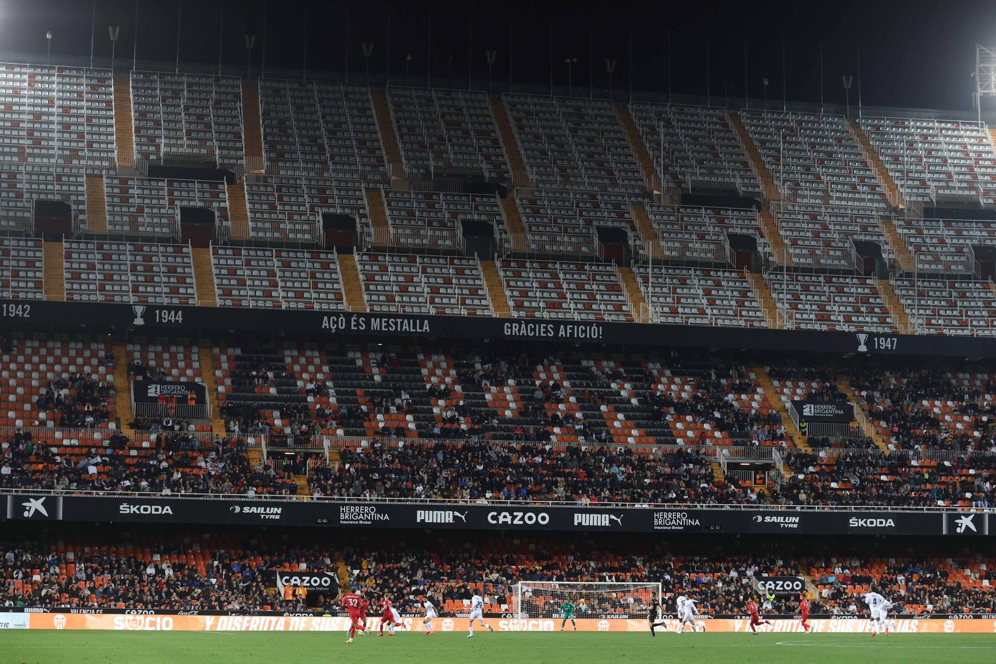 Valencia CF - Nottingham Forest en imágenes