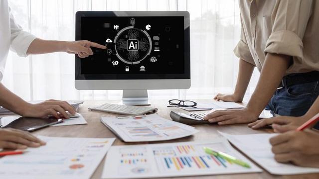 Infinitel ha desarrollado varias opciones para facilitar el trabajo a las empresas de las islas . | SHUTTERSTOCK