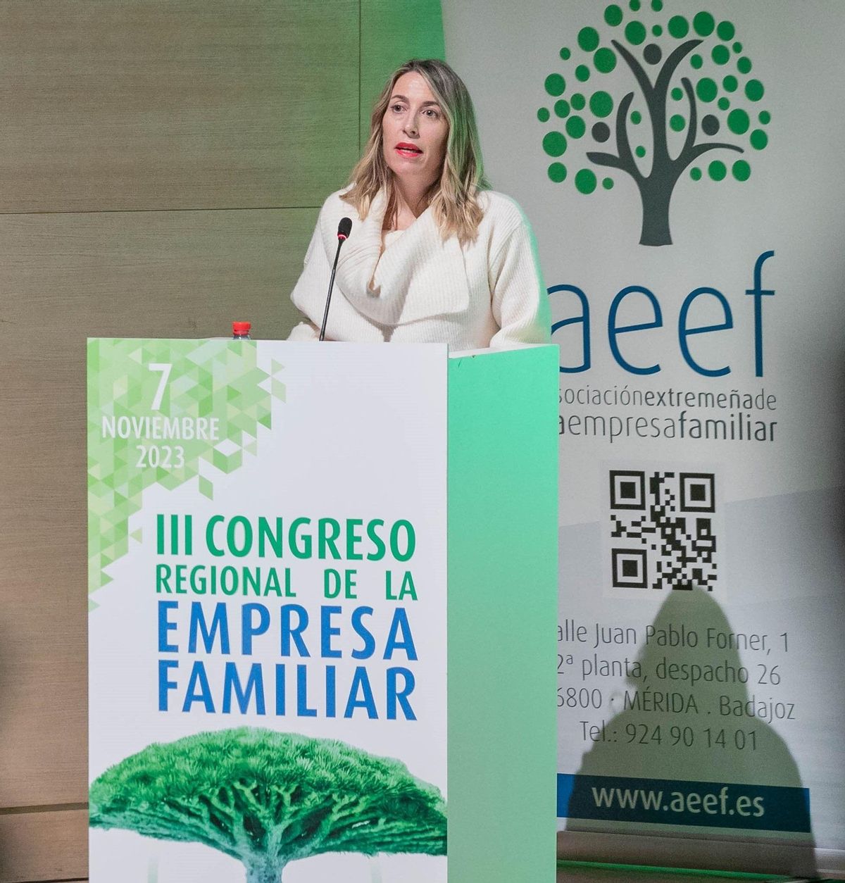 La presidenta de la Junta, María Guardiola, durante su intervención.