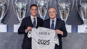 Lucas Vázquez amplía su contrato un año más con el Real Madrid (2025)