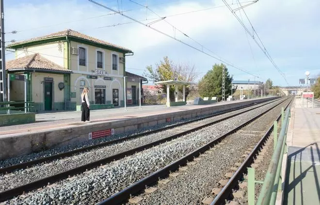 Un viaje por las estaciones fantasma del Vinalopó