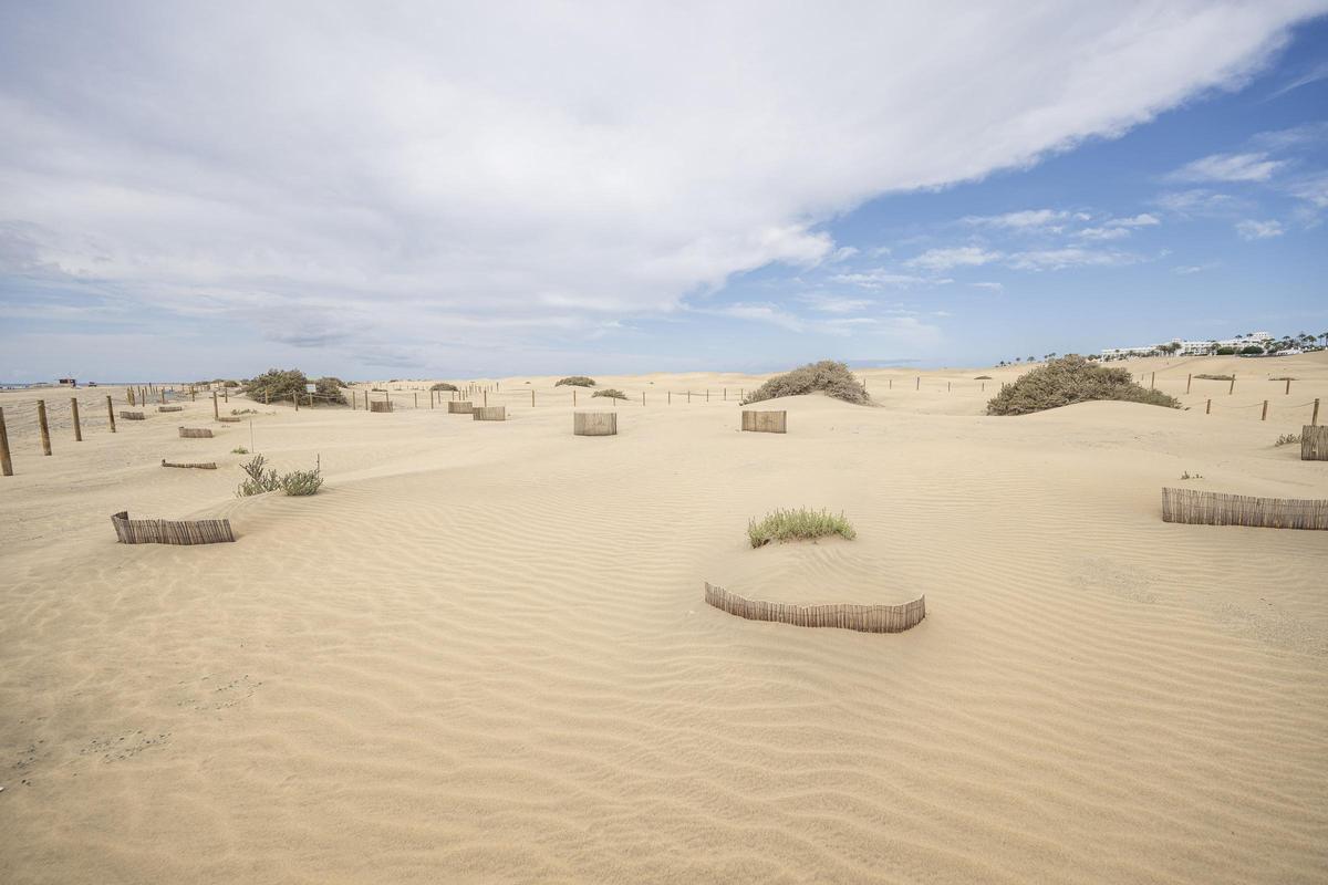 Imagen de los balancones que se colocaron en junio de 2025.