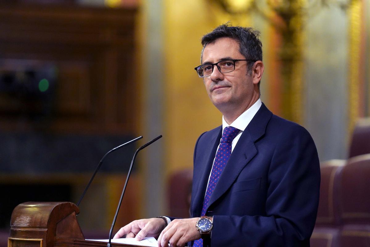 El Ministerio de la Presidencia, Relaciones con las Cortes y Memoria Democrática, Félix Bolaños, durante un Pleno del Congreso.