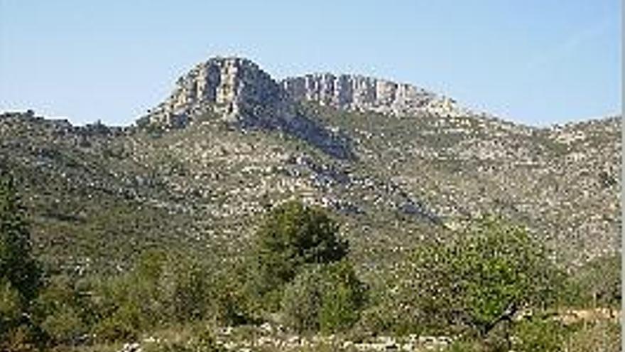 impresionante cima. El circ de la Safor supera los mil metros de altura.