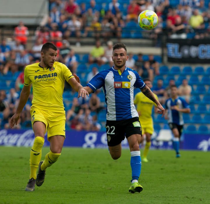 El Hércules genera dudas en su puesta de largo en el Rico Pérez al verse superado por el Villarreal B