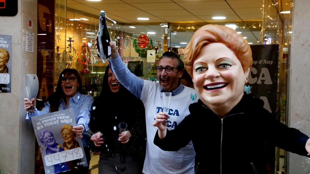 L'estanc de Reus on es va vendre el primer premi de la grossa el 2024.