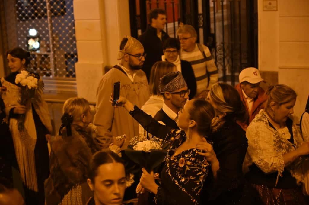 En imágenes | Zaragoza vive su día grande con la Ofrenda de Flores a la Virgen del Pilar