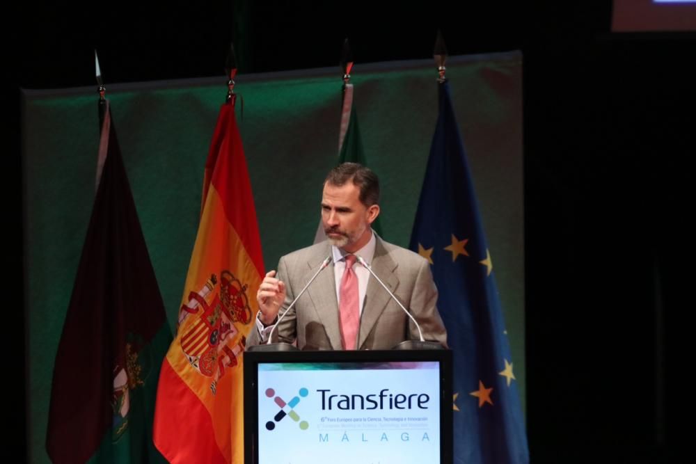 El rey Felipe VI inaugura la sexta edición del Foro Transfiere en el Palacio de Ferias y Congresos de Málaga.