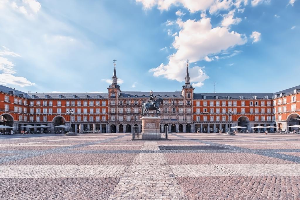 Panorámica de la Plaza Mayor de Madrid