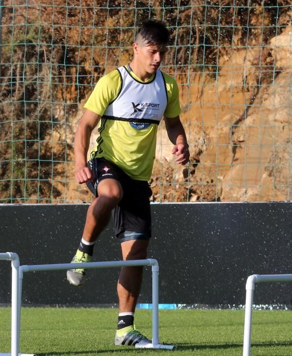 Entrenamiento vespertino del Celta en A Madroa a falta de dos días para jugar en Cornellà