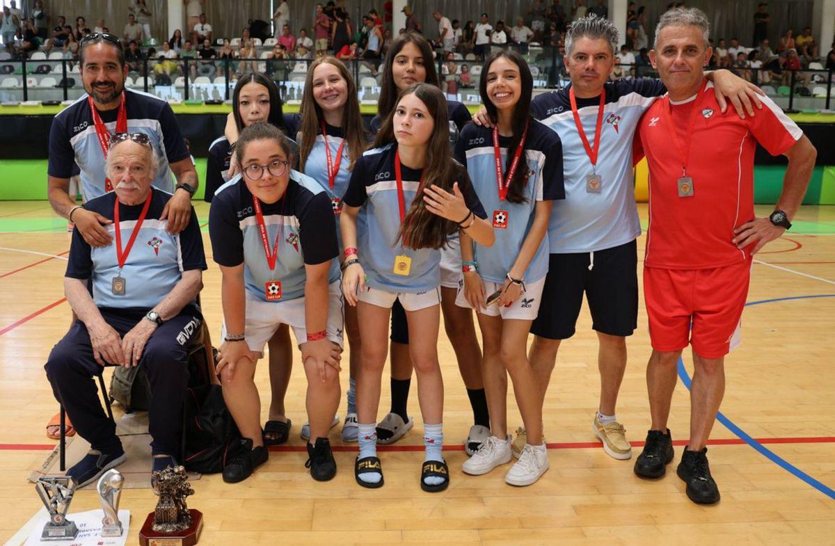El Coruxo, campeón
de sub 16.