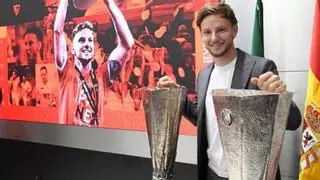 Rakitic se despide del Sevilla camino del Al-Shabab, que negocia con Domènec Torrent