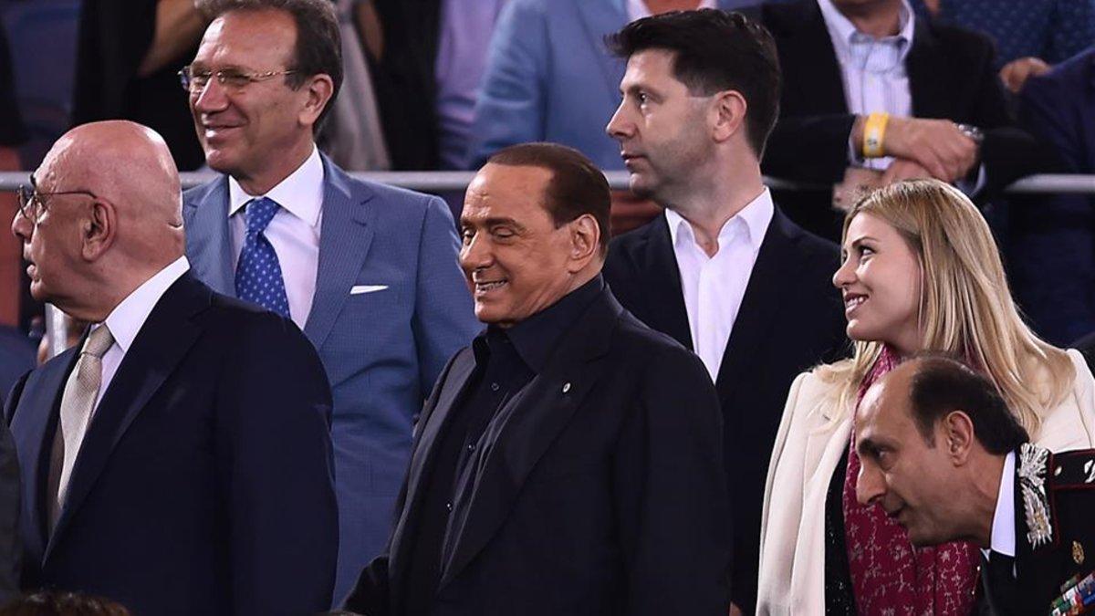 Berlusconi, en una imagen de archivo con Galliani