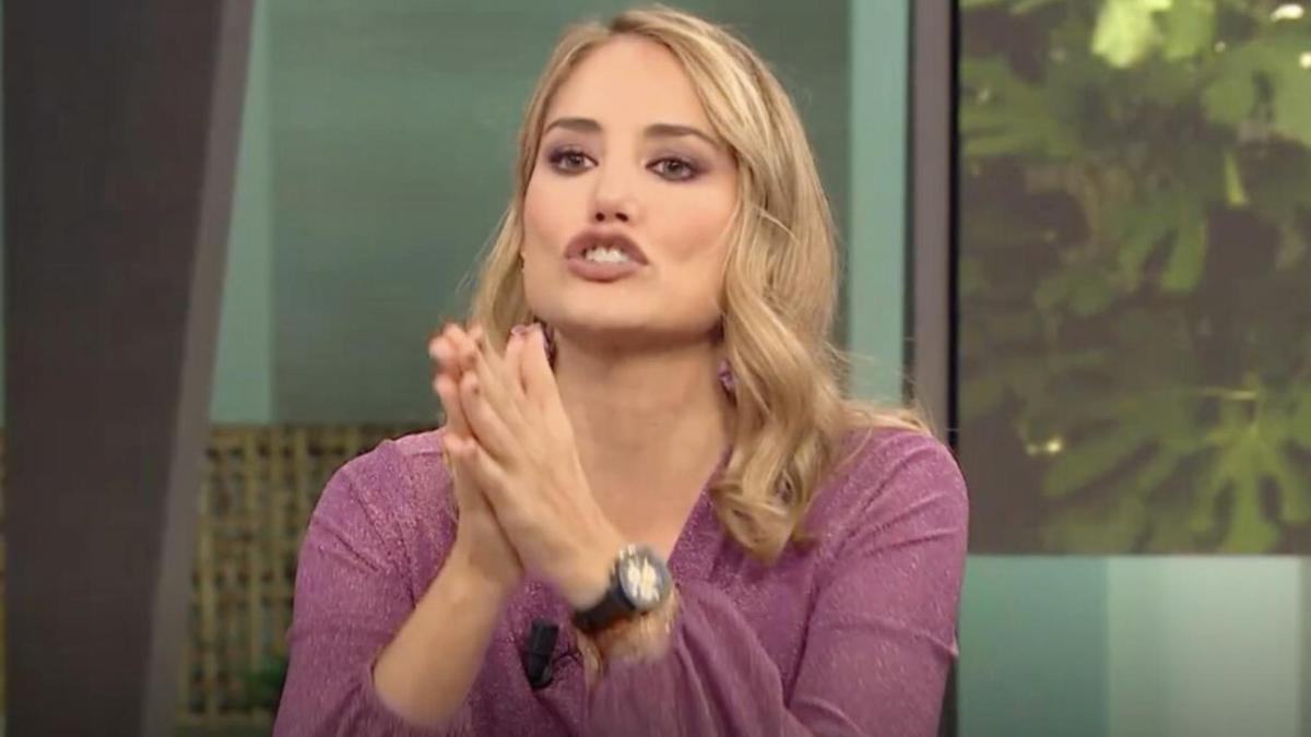 Alba Carrillo arremete contra Omar Montes.