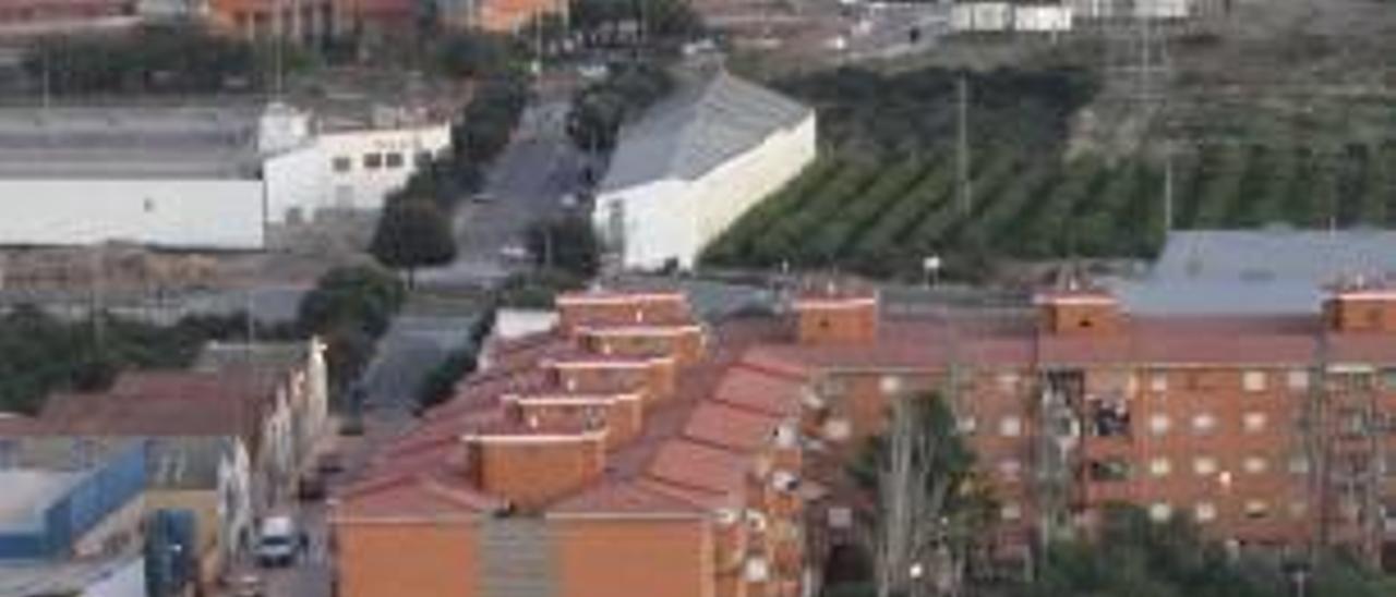 Más de 300 familias están en lista de  espera en Sagunt para una vivienda social