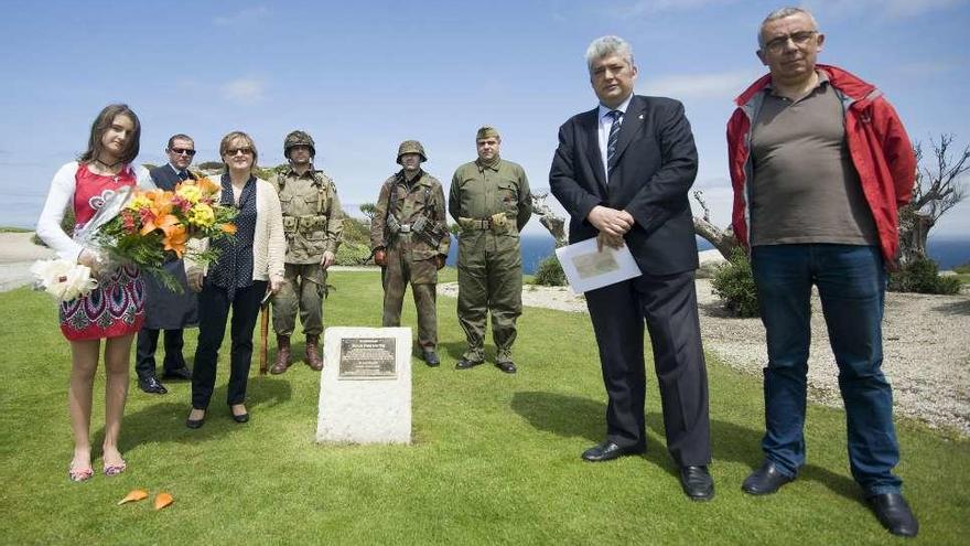 Recuerdo al coruñés caído en Normandía