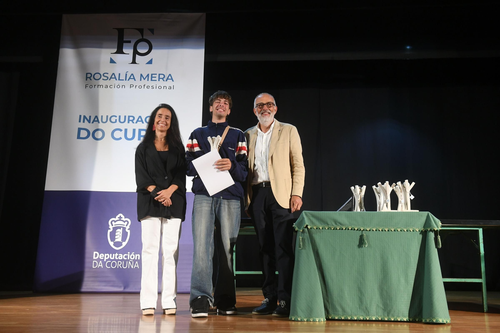 Primer día del curso 2024-25 en el IES Rosalía Mera de A Coruña