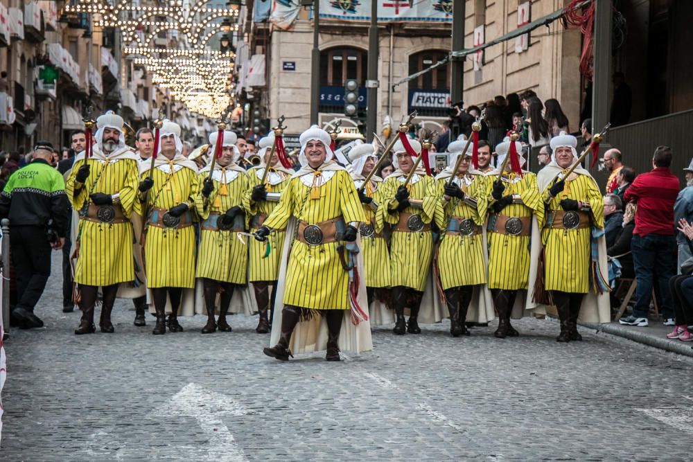 La Diana abre las Fiestas de Alcoy