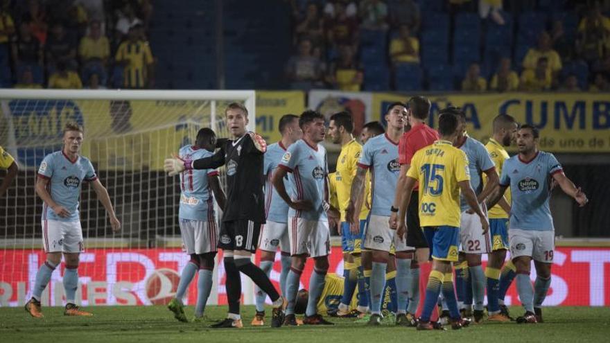 Rubén, tras ser expulsado en Las Palmas.