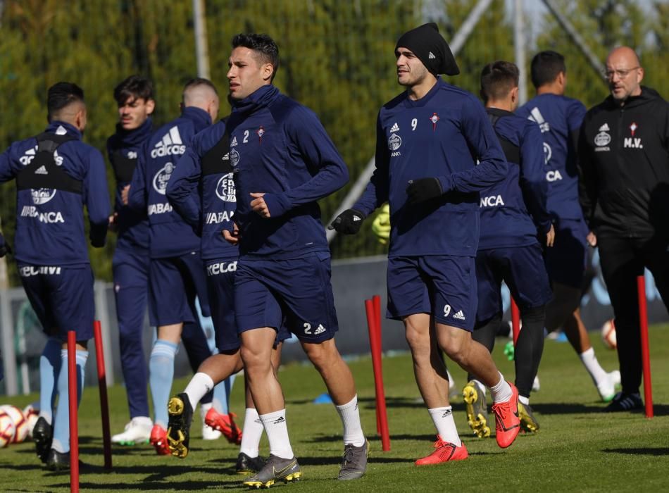 Entrenamiento del Celta en A Madroa, con presencia de Michel Salgado