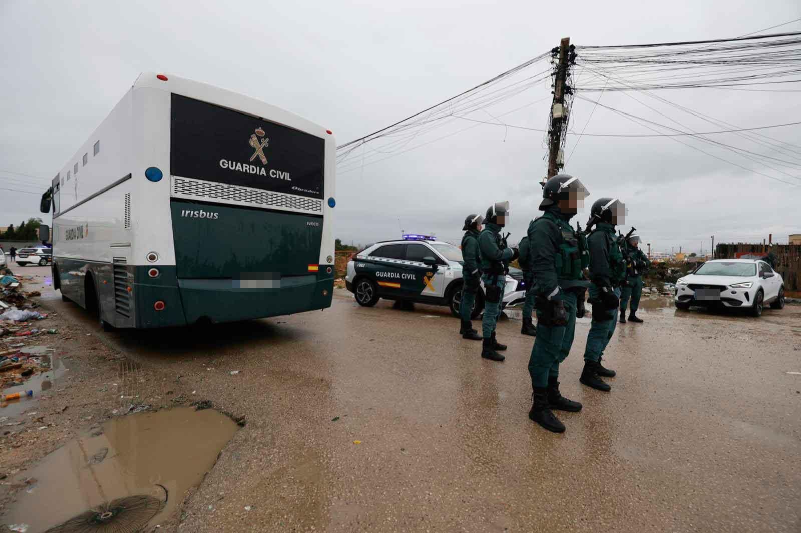 FOTOS | Así ha sido la operación contra el narcotráfico y el crimen organizado en Son Banya
