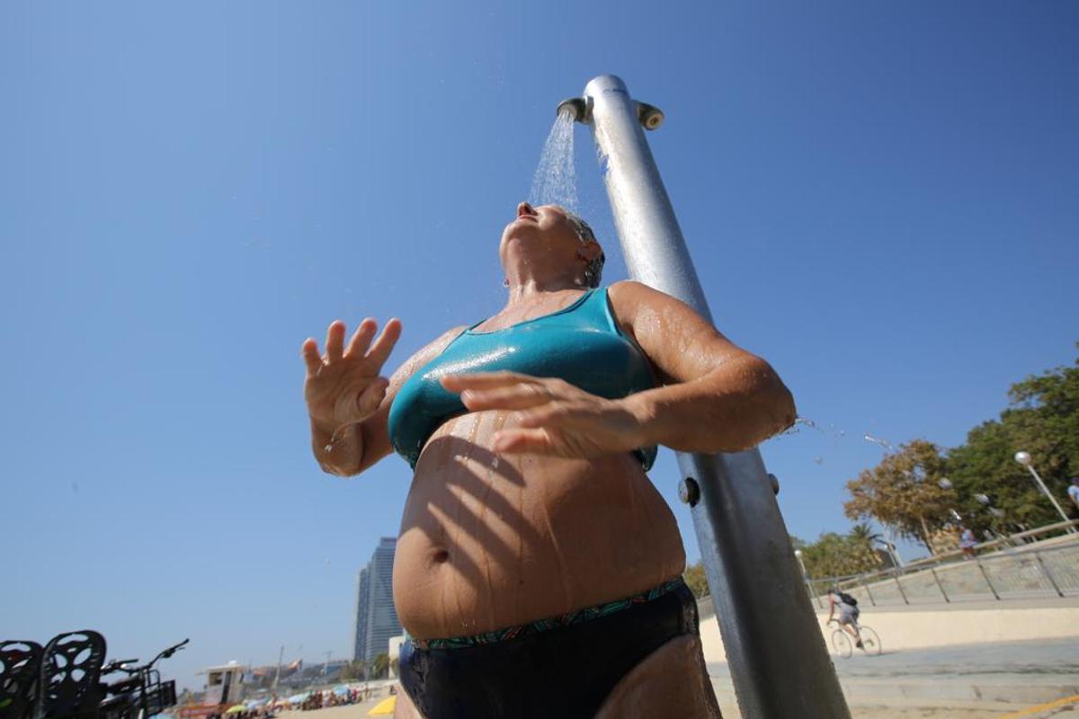 Barcelona: el calor no cesa