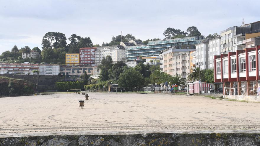 Las playas de As Delicias, San Pedro y Arnela vuelven a ser aptas para el baño