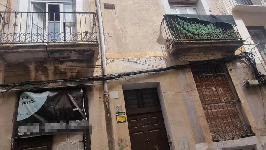 Alcoy lleva a la Fiscalía a los dueños de un edificio en ruinas