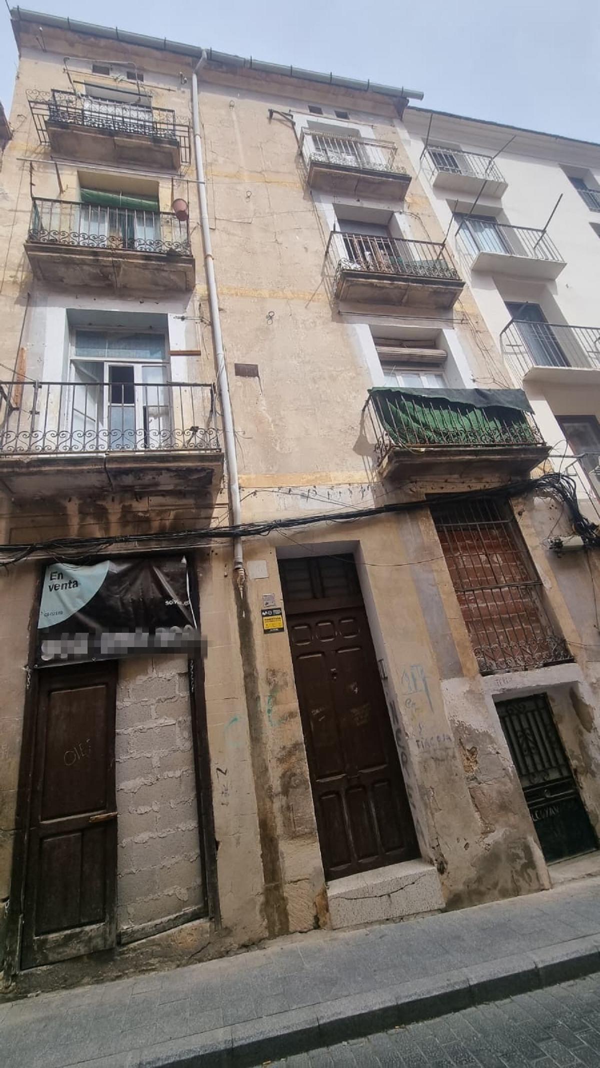 El inmueble que va a derribar el Ayuntamiento de forma subsidiaria