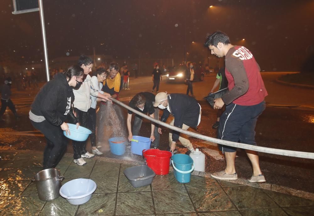 Incendios en Galicia | El fuego alcanza Navia