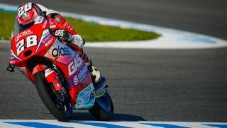 Izan Guevara se lleva la pole de Moto3 en Jerez