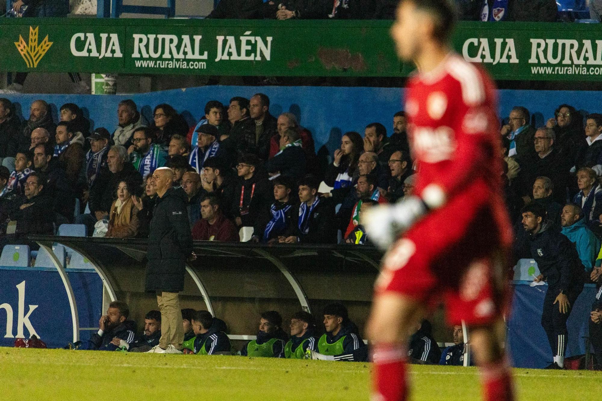 Linares - Elche: las imágenes del partido