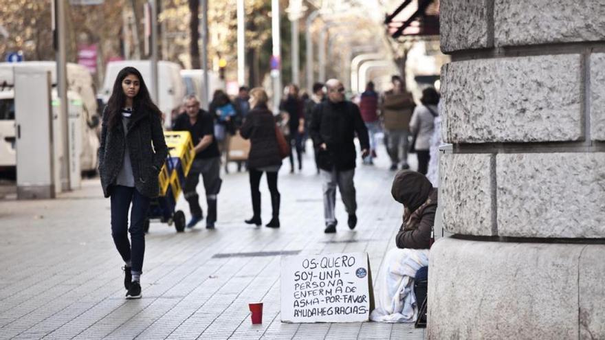 Analizan la desigualdad que existe en la sociedad española