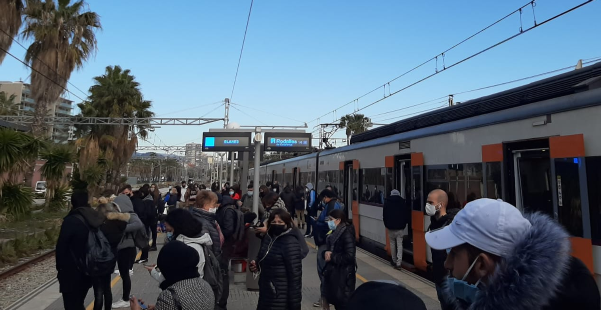 Tres avaries d’Adif provoquen retards en diverses línies de Rodalies