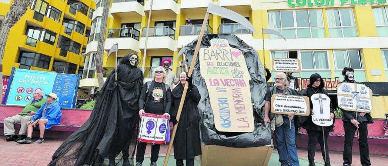 Una manifestación de vecinos contra el alquiler vacacional a comienzos de 2019.