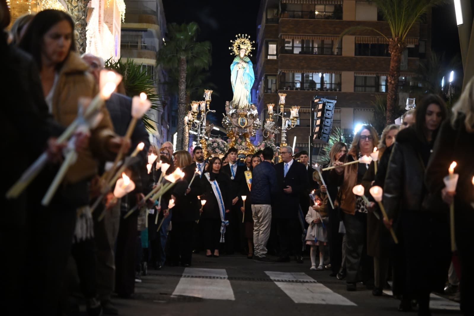 Así ha sido la procesión de La Purísima por las calles de Torrevieja