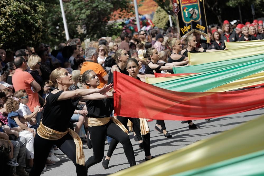 Desfile infantil de los Moros y Cristianos de Petrer