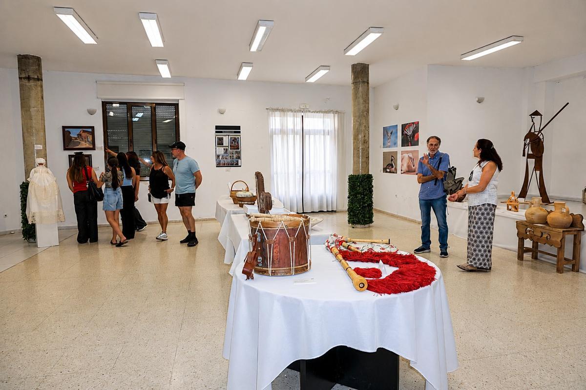 Alcañices disfruta de la muestra de Arte Aliste
