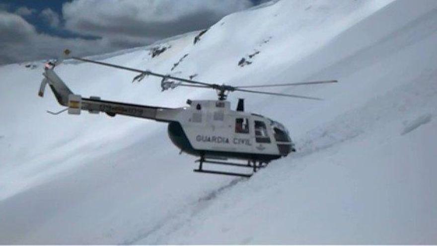 Vídeo / La Guardia Civil también hace rescates espectaculares como el viral de los Alpes franceses