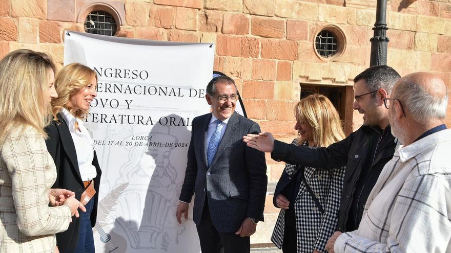 El trovo y la literatura oral saldrán a escena en las próximas semanas en Lorca