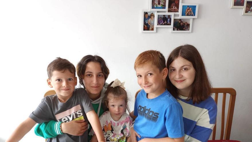 La cuesta de septiembre golpea a las familias monoparentales y numerosas gallegas: «Todo es una locura»