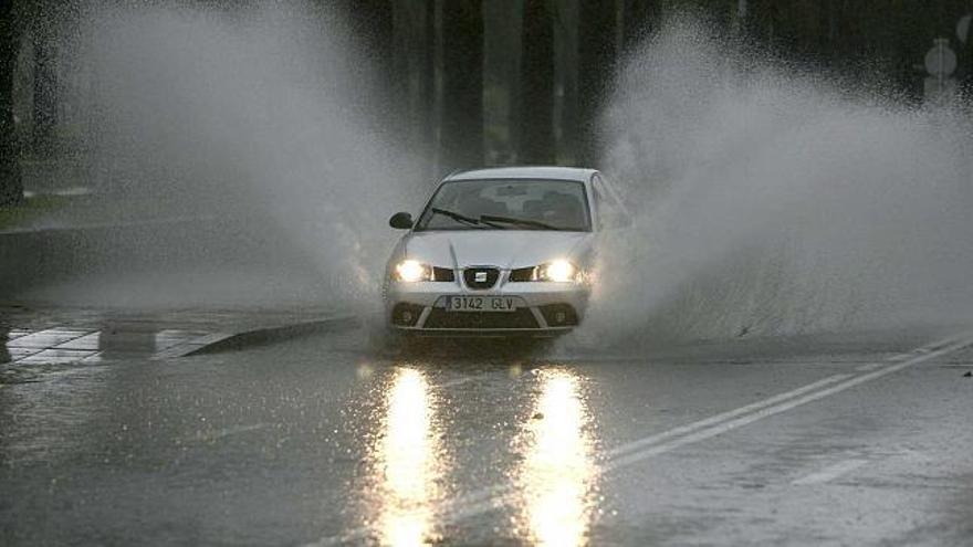 El temporal deja rachas de viento de 110 kilómetros y 70 litros en Barcelona