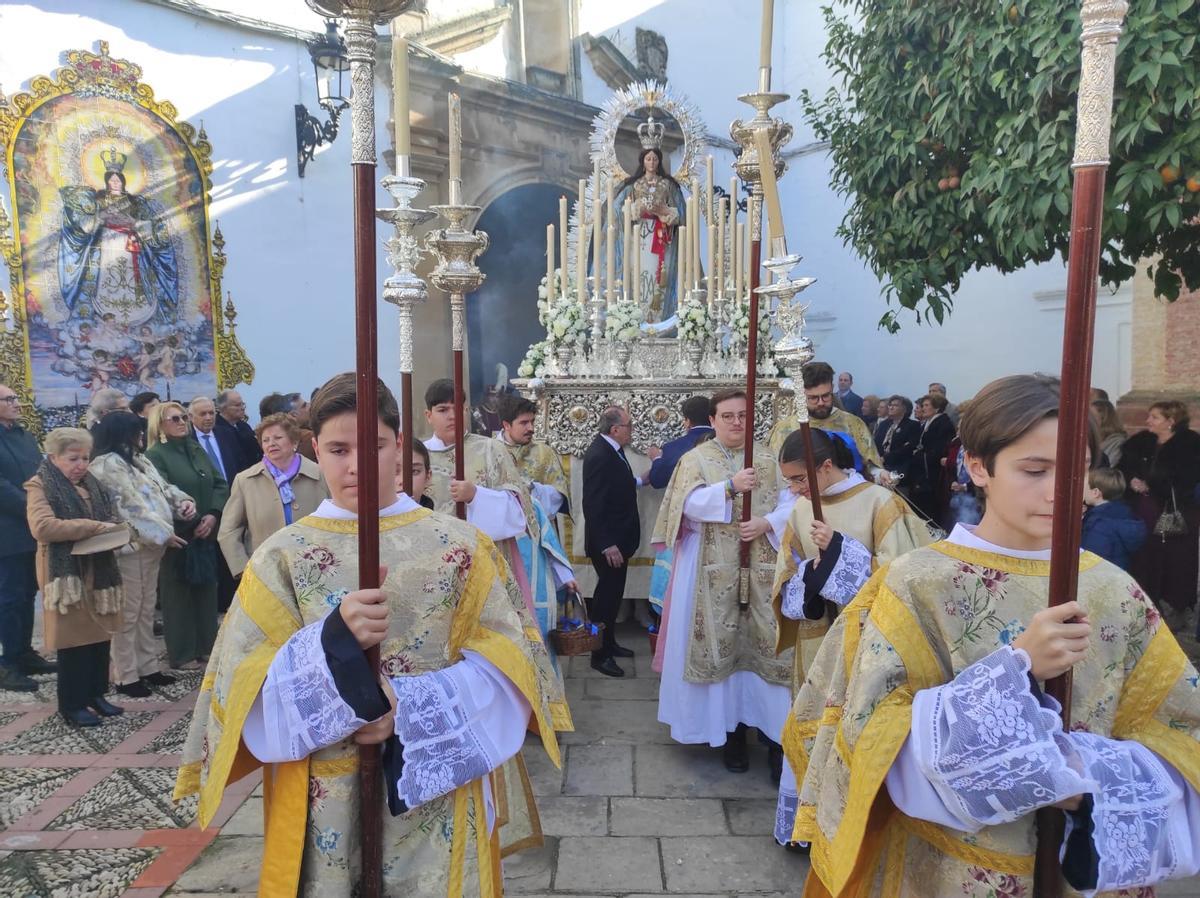 Un momento de la procesión en Bujalance.