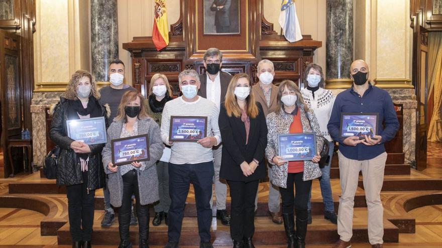 Premio para los mejores escaparates del Samaín en el comercio local | FARO