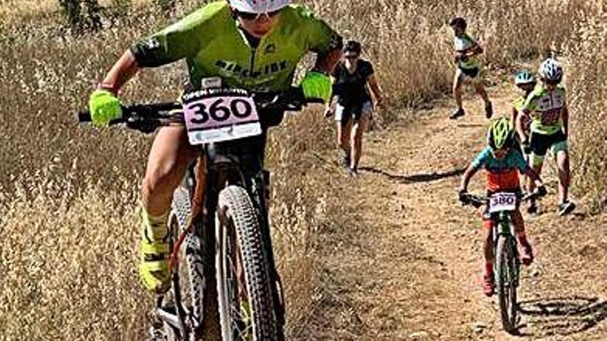 Emma Andreu, subcampiona en BTT