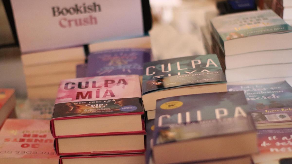 Pila de libros en el 'Crush Fest' de Barcelona