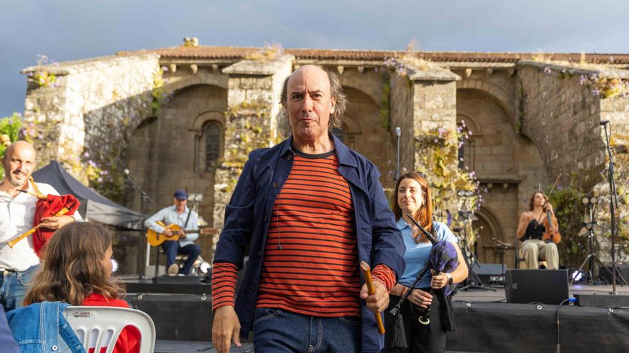 El gesto humano de Carlos Núñez en su concierto de Santiago