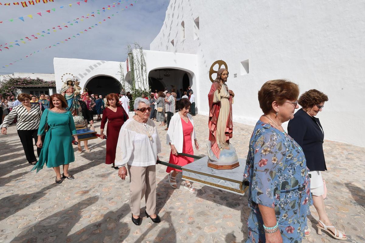 Todas las fotos de las fiestas patronales de Sant Rafel Todas las fotos de las fiestas patronales de Sant Rafel