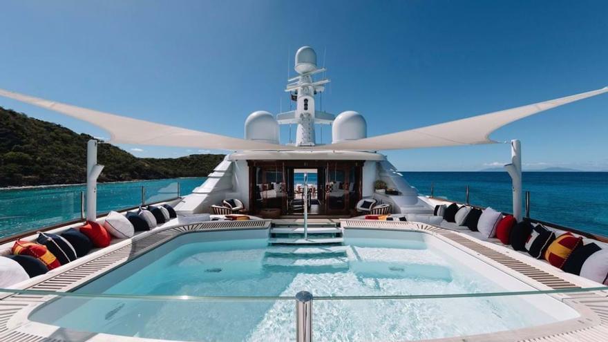 Así es el barco de 45 millones de euros de Tommy Hilfiger amarrado en Ibiza  - Diario de Ibiza